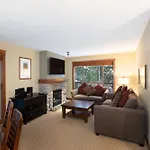 Horstman House By Whistler Premier